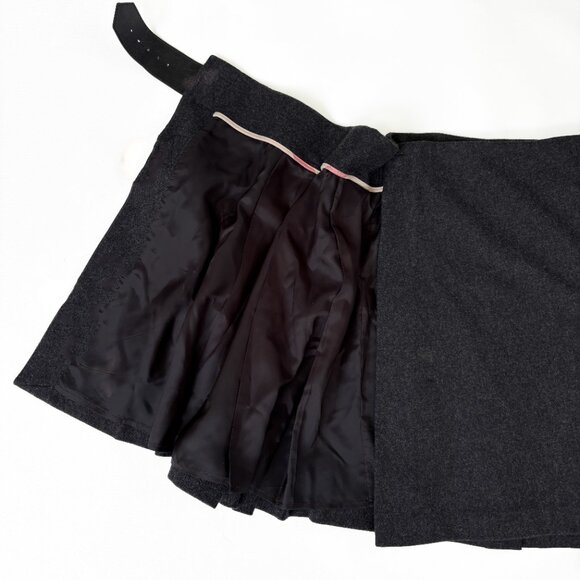 ❌ SOLD❌ BURBERRY Brit Belted Wool Skirt - Picture 6 of 11